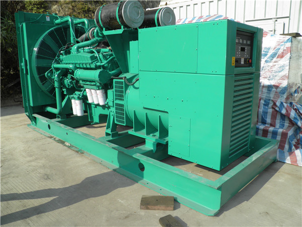 临淄出租发电机 发电机组厂家：柴油发电机组的控制屏的作用是什么？