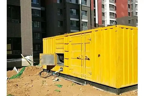 临淄发电机租赁中燃油压力过低会对发动机的哪些部件造成损坏？