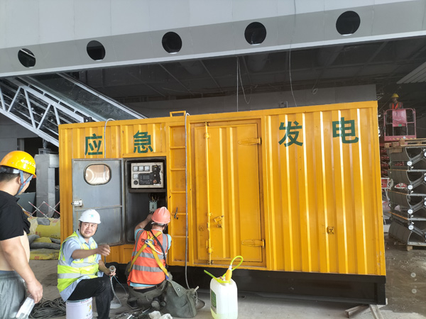 临淄怎样判断空气滤清器是否需要更换？